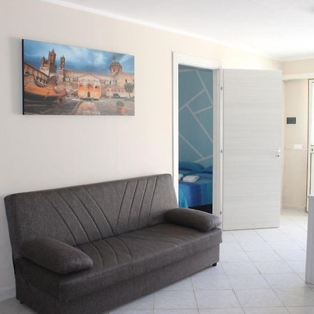Iccara Casa Vacanze Carini Esterno foto